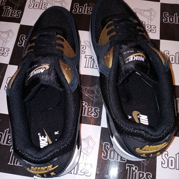 Nike Air Max 90 Black Gold - Picture 7 of 10
